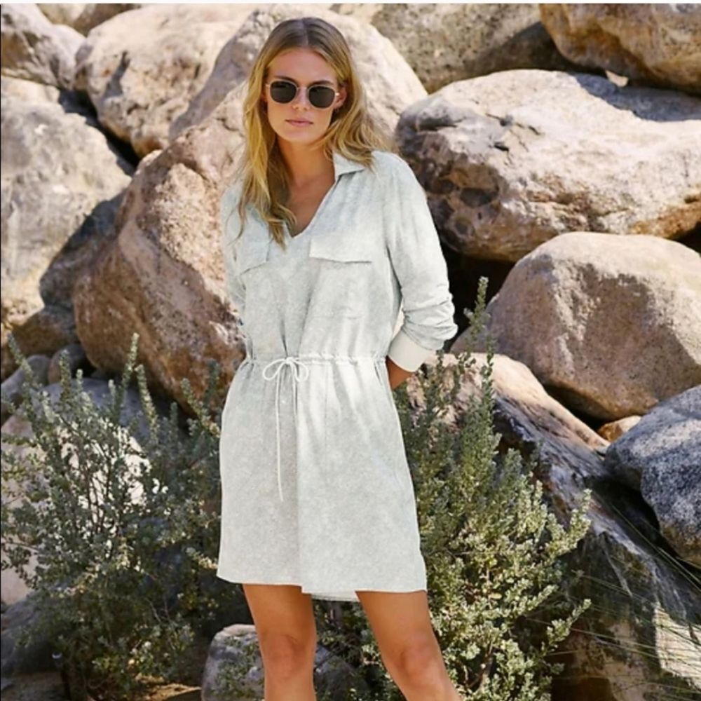 Athleta Zuma Printed Snakeskin Shirt Dress Size 12